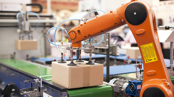 robotic arm packing box