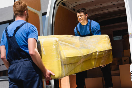 shippers delivering couch
