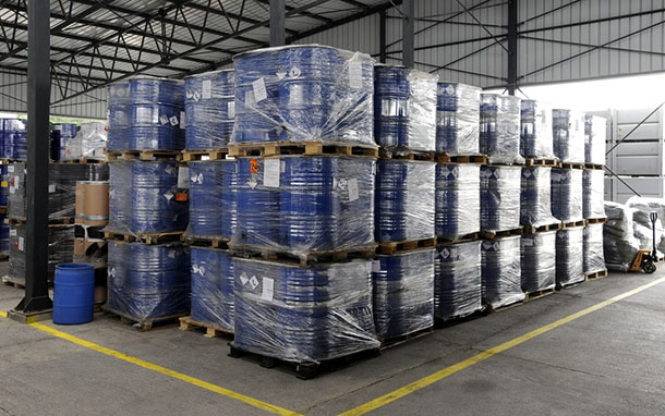 shipping drums packaged on pallets